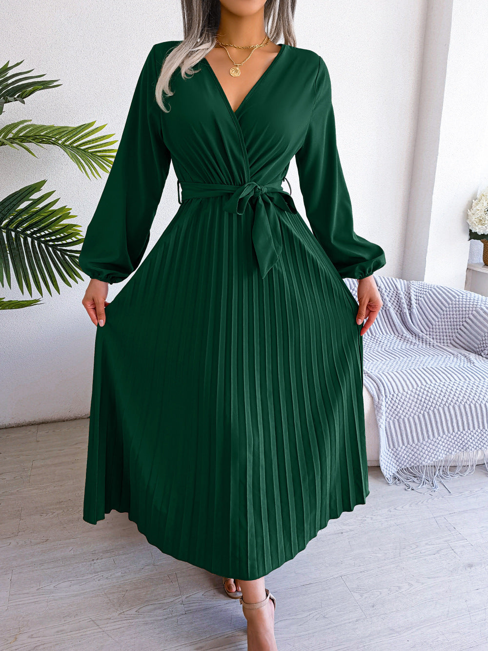 New Style Cross V-neck Pleated Dress